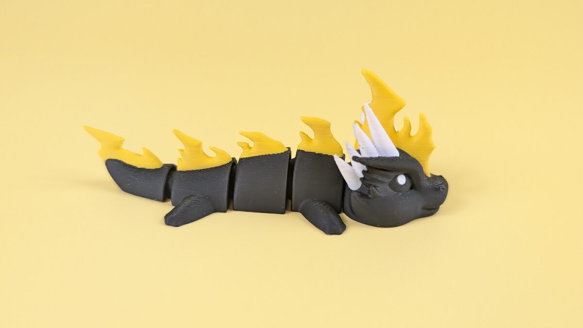 Thunder Dragon articulated keychain figure - side left